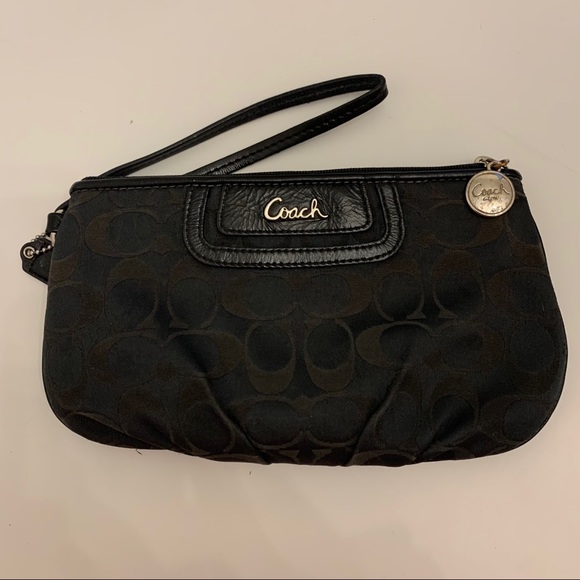 Coach Wristlet - Picture 8 of 8